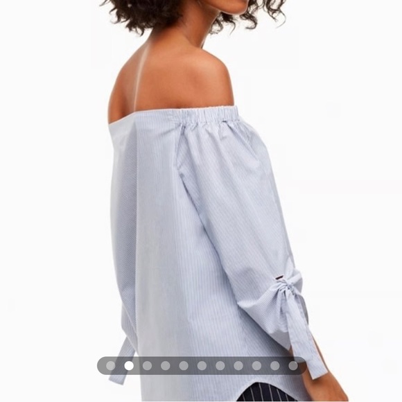Aritzia Babaton Malik Off Shoulder Pin Striped Top - Picture 5 of 11